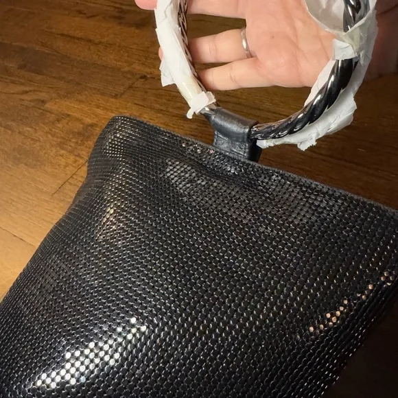 Chic Black Fringe Handbag NWT - Picture 6 of 6